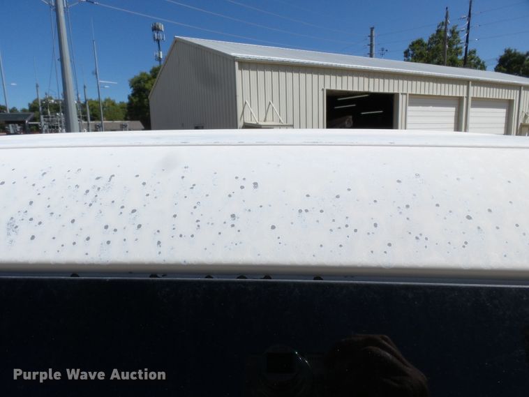 image for item DE7946 2001 Dodge Caravan van