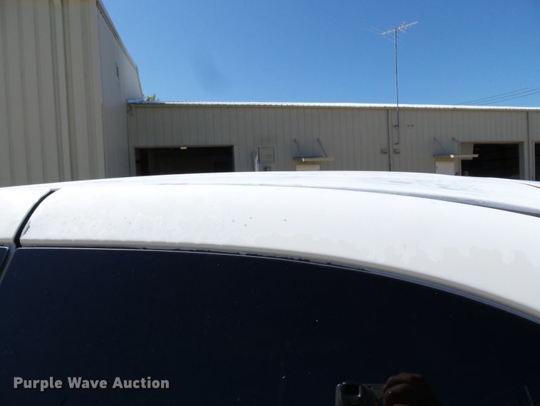 image for item DE7946 2001 Dodge Caravan van