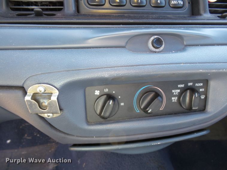 image for item DE7947 1999 Ford Crown Victoria Police Interceptor