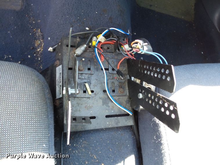 image for item DE7947 1999 Ford Crown Victoria Police Interceptor