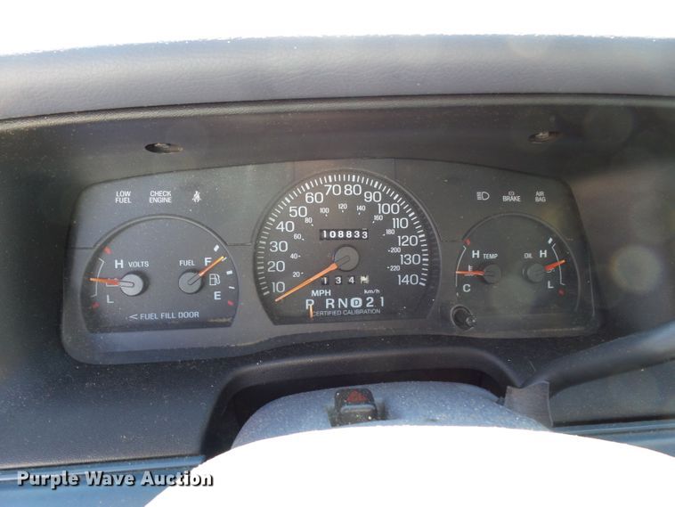 image for item DE7947 1999 Ford Crown Victoria Police Interceptor