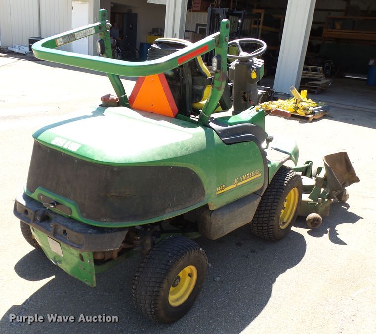 image for item DE7948 2001 John Deere 1445 lawn mower