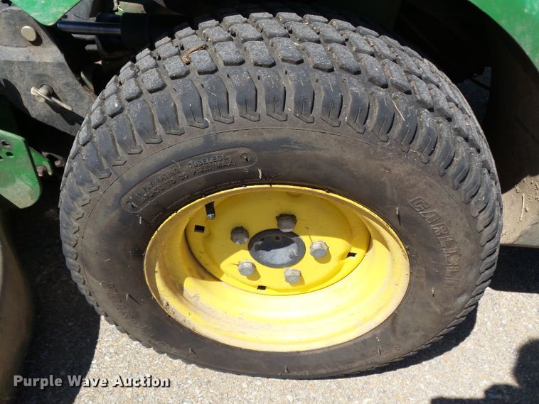 image for item DE7948 2001 John Deere 1445 lawn mower