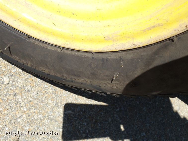 image for item DE7948 2001 John Deere 1445 lawn mower