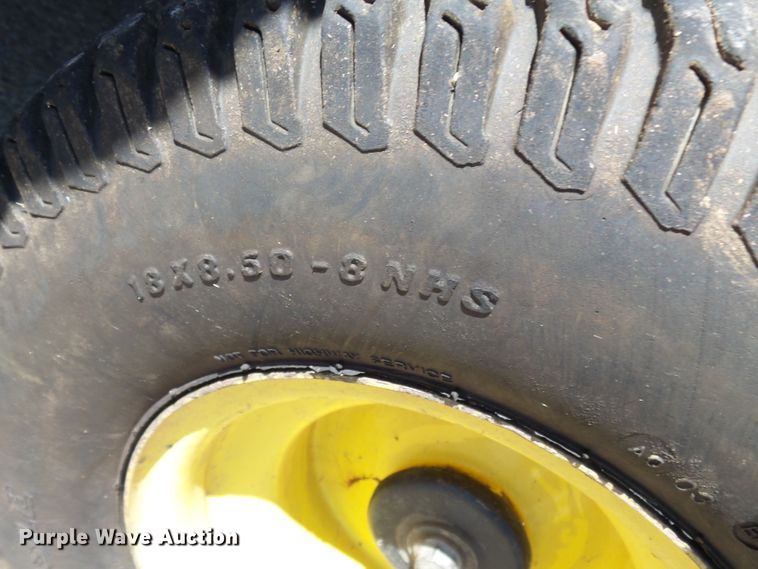 image for item DE7948 2001 John Deere 1445 lawn mower