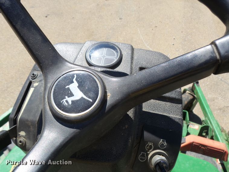 image for item DE7948 2001 John Deere 1445 lawn mower