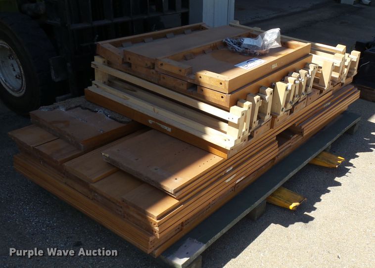 image for item DE7949 Library shelving