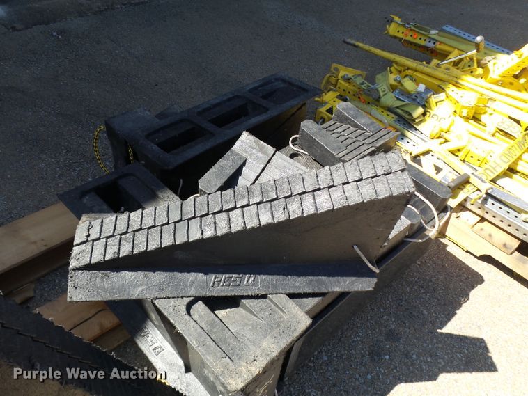 image for item DE7950 Res-Q rescue equipment