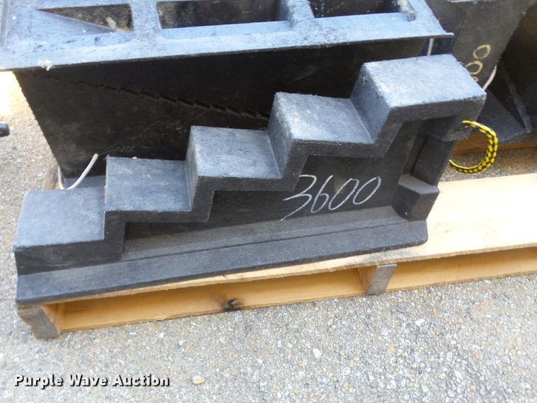 image for item DE7950 Res-Q rescue equipment