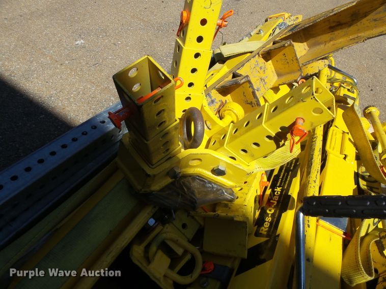 image for item DE7950 Res-Q rescue equipment