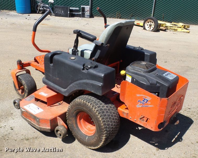 image for item DE7951 2009 Bad Boy Z Pro ZTR lawn mower