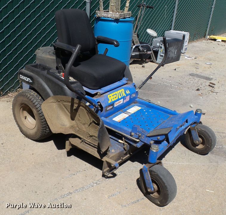 image for item DE7952 2008 Dixon ZTR44 ZTR lawn mower