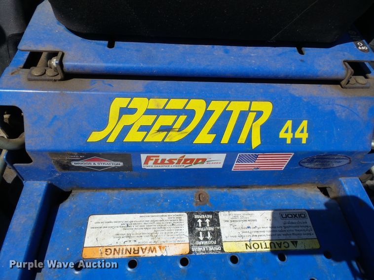 image for item DE7952 2008 Dixon ZTR44 ZTR lawn mower
