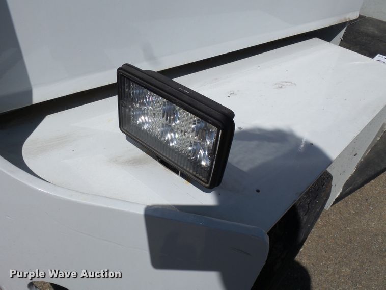 image for item DE7953 1972 United Tractor G40C tug