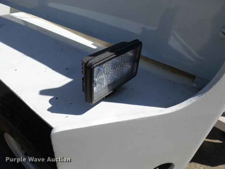 image for item DE7953 1972 United Tractor G40C tug