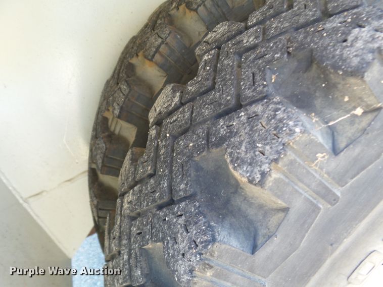 image for item DE7953 1972 United Tractor G40C tug