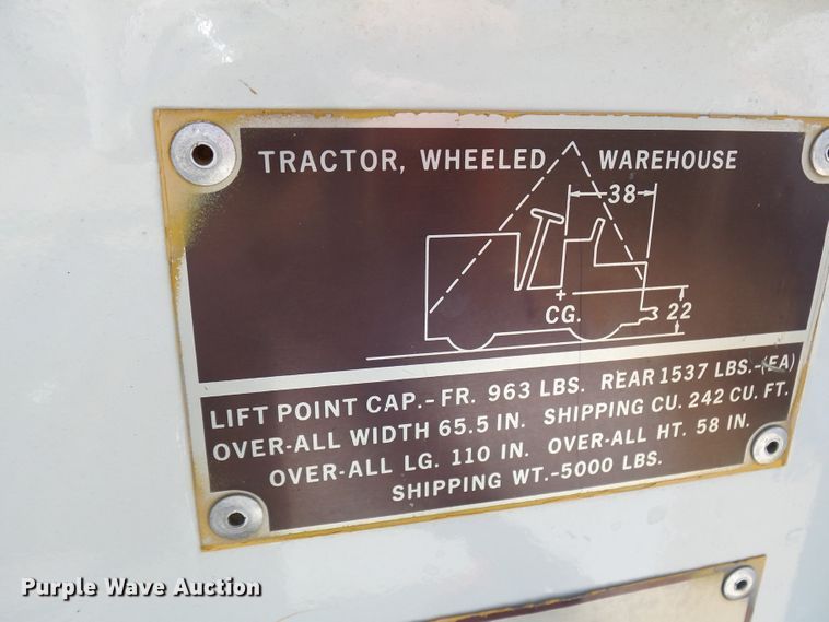 image for item DE7953 1972 United Tractor G40C tug