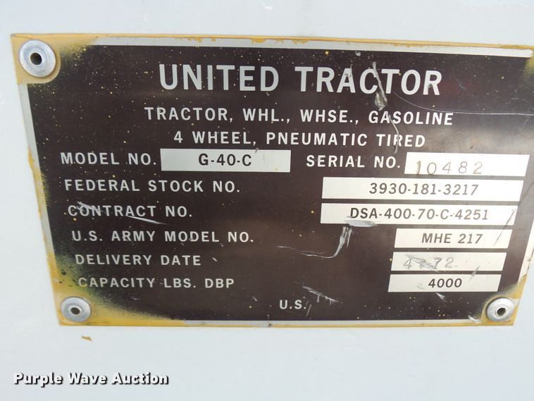 image for item DE7953 1972 United Tractor G40C tug