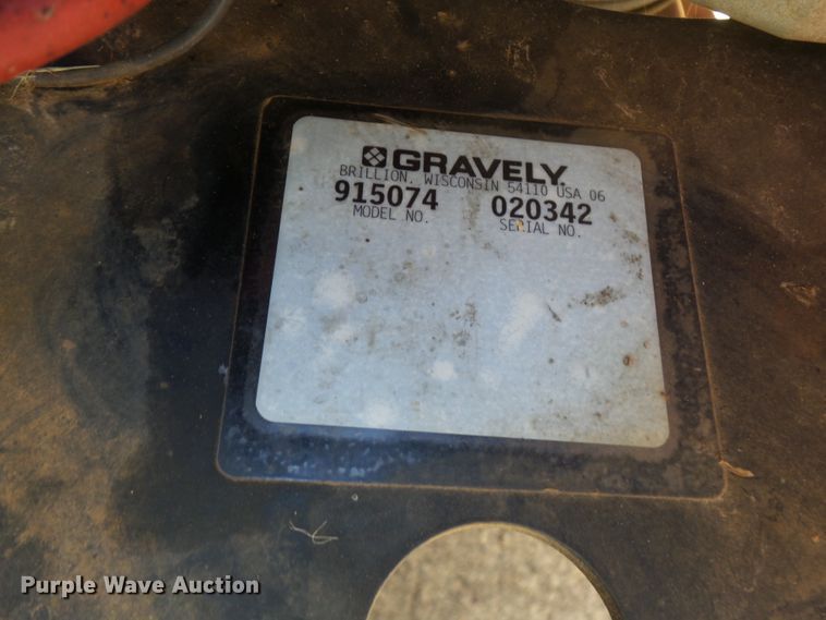 image for item DE7954 2006 Gravely ZT1640/915074 ZTR lawn mower