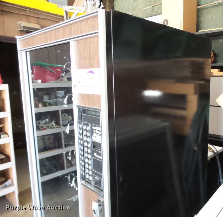 image for item DE7956 Automatic Products 112 vending machine