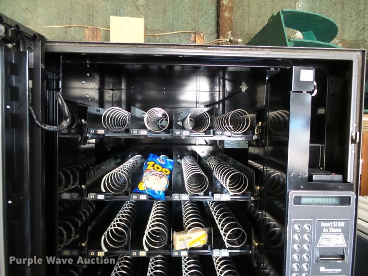 image for item DE7956 Automatic Products 112 vending machine