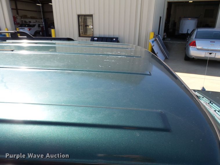 image for item DE7957 2001 Jeep Cherokee SUV