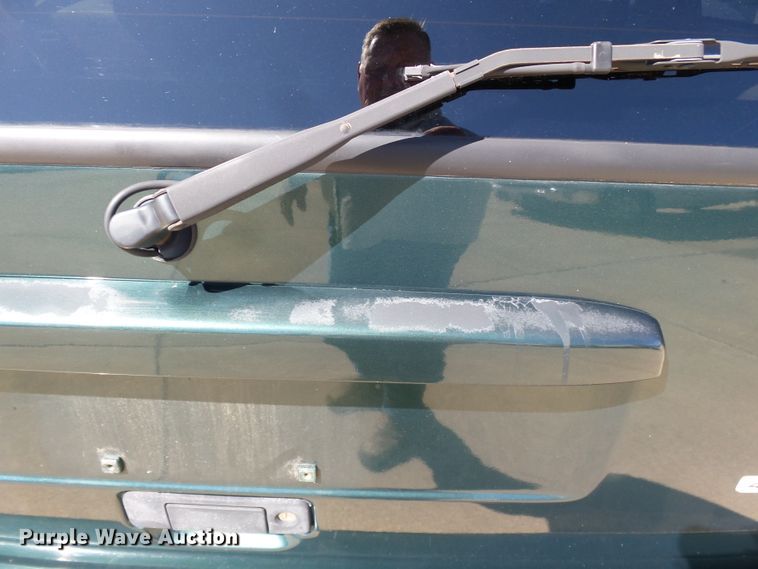 image for item DE7957 2001 Jeep Cherokee SUV