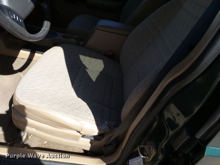 image for item DE7957 2001 Jeep Cherokee SUV