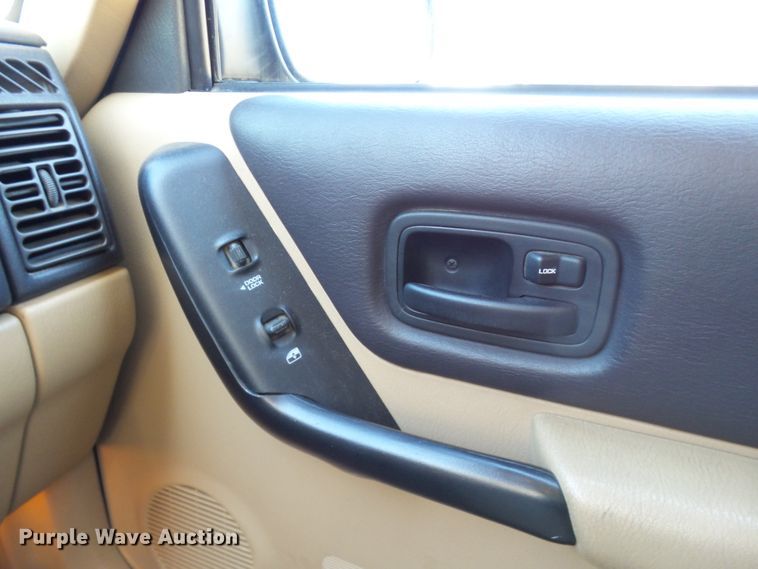 image for item DE7957 2001 Jeep Cherokee SUV