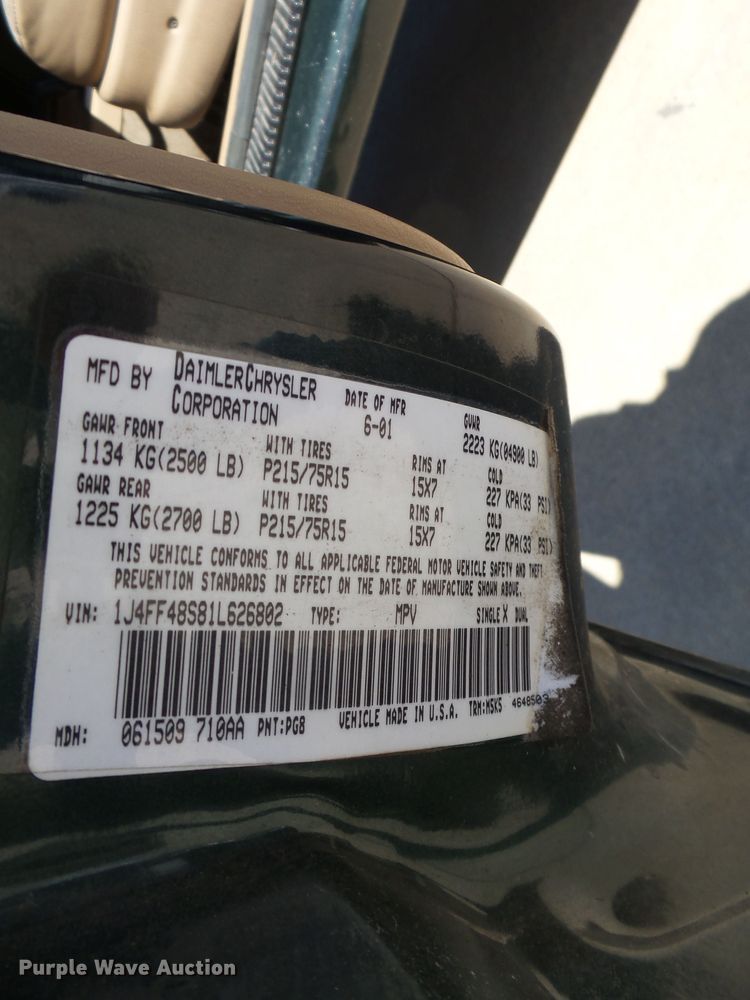 image for item DE7957 2001 Jeep Cherokee SUV