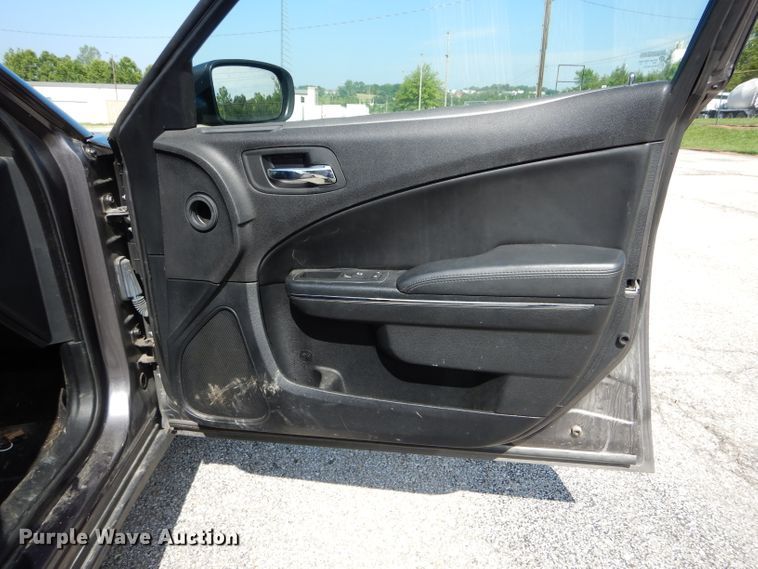 image for item DE8498 2014 Dodge Charger Police