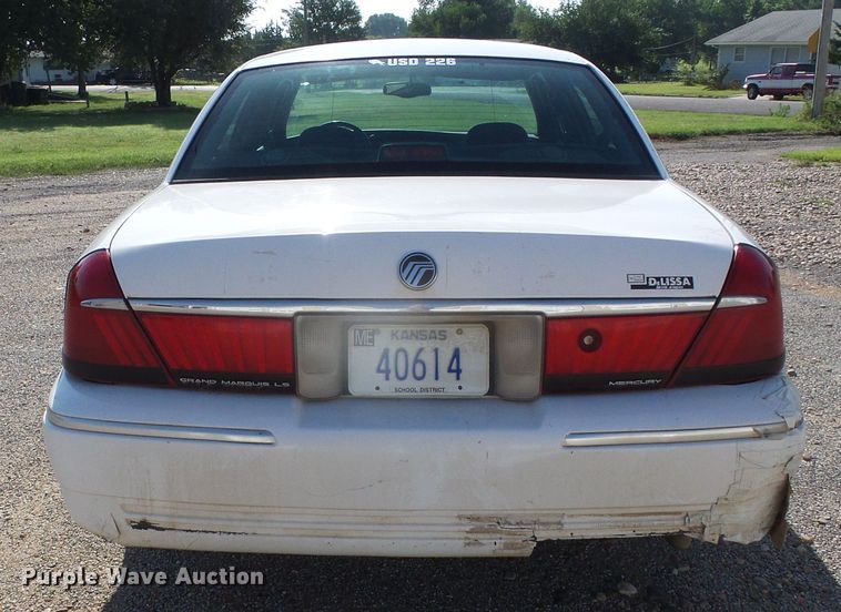 image for item DG0171 2000 Mercury Grand Marquis LS