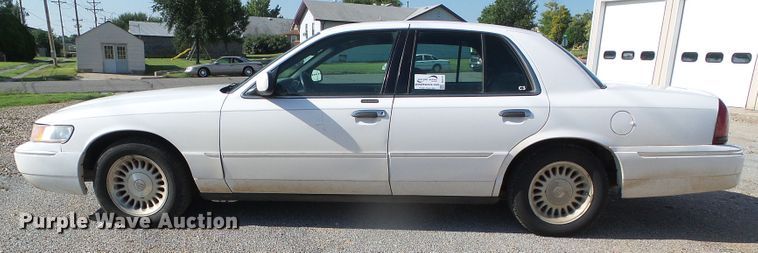image for item DG0171 2000 Mercury Grand Marquis LS