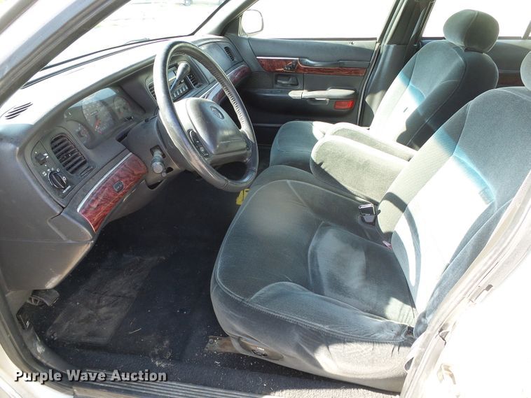 image for item DG0171 2000 Mercury Grand Marquis LS