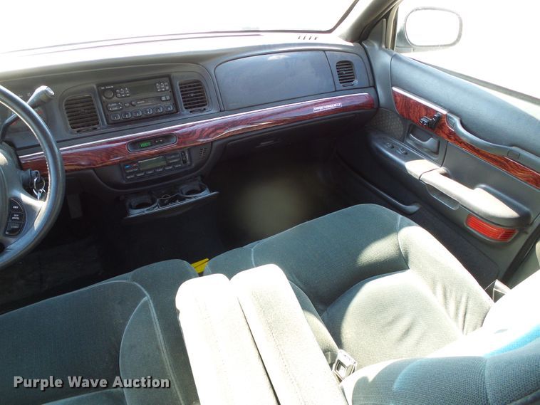 image for item DG0171 2000 Mercury Grand Marquis LS