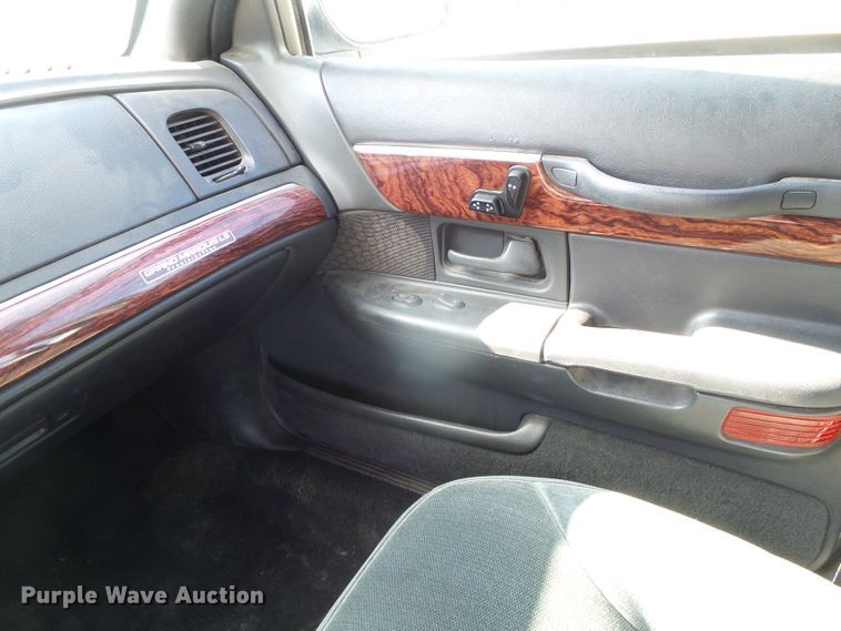 image for item DG0171 2000 Mercury Grand Marquis LS