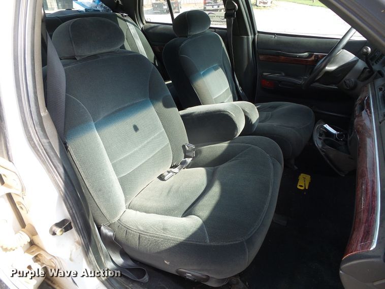 image for item DG0171 2000 Mercury Grand Marquis LS