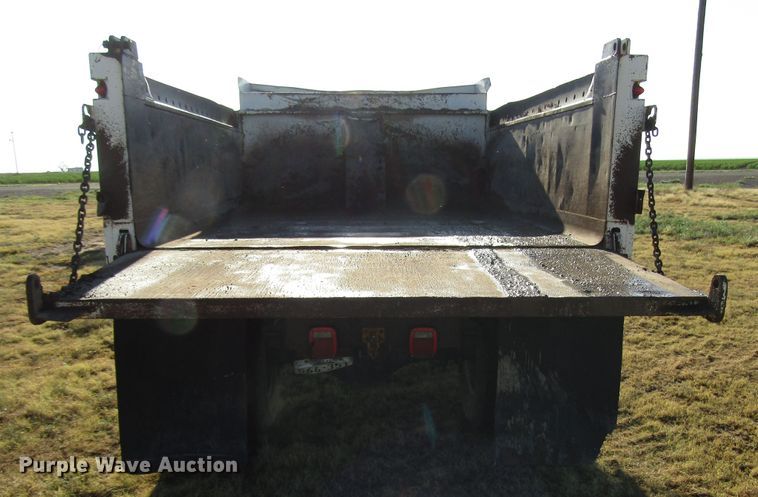 image for item DG1392 1977 Ford F600 dump truck
