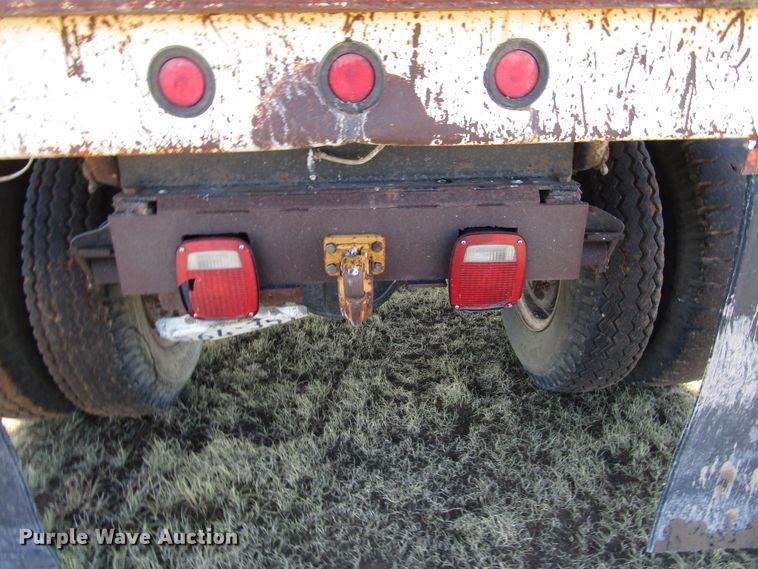 image for item DG1392 1977 Ford F600 dump truck