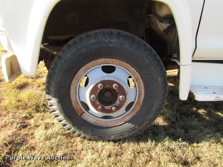 image for item DG1392 1977 Ford F600 dump truck