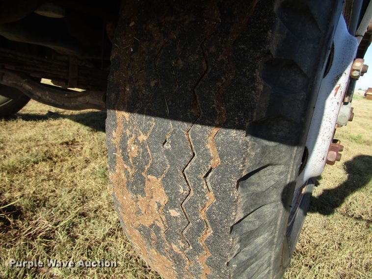 image for item DG1392 1977 Ford F600 dump truck