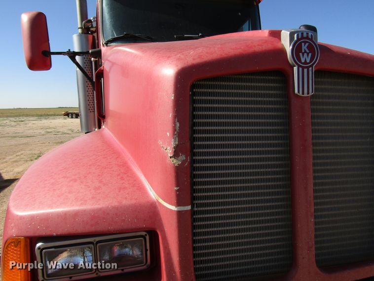 image for item DG1395 1992 Kenworth T600 dump truck