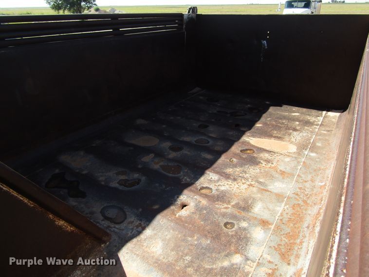 image for item DG1395 1992 Kenworth T600 dump truck