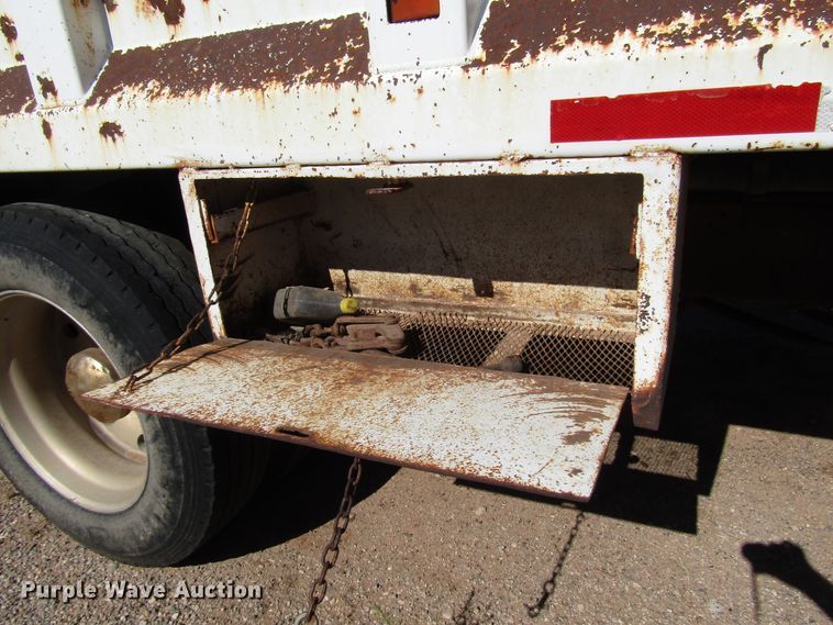 image for item DG1395 1992 Kenworth T600 dump truck