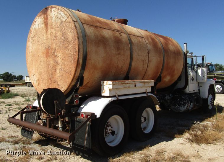 image for item DG1396 1980 Mack tank truck