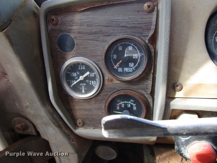 image for item DG1396 1980 Mack tank truck