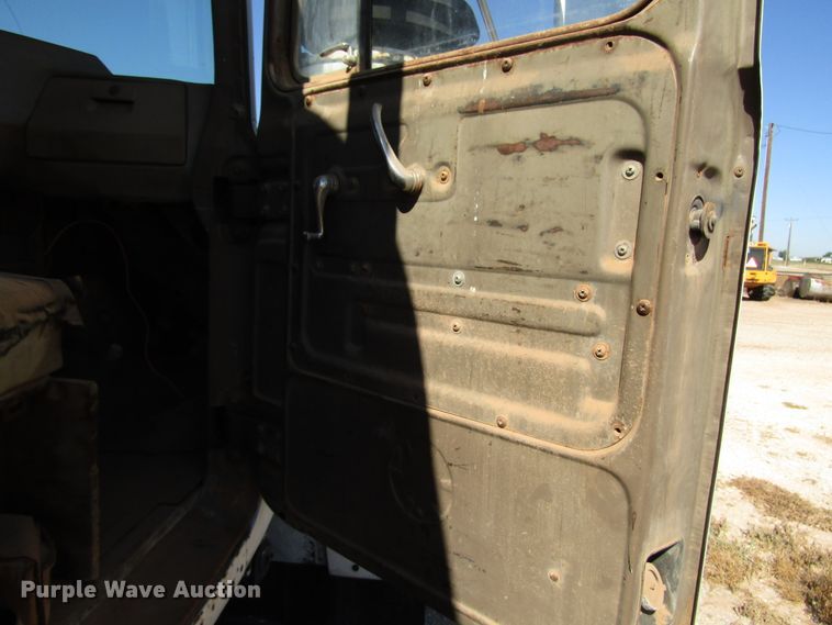 image for item DG1396 1980 Mack tank truck