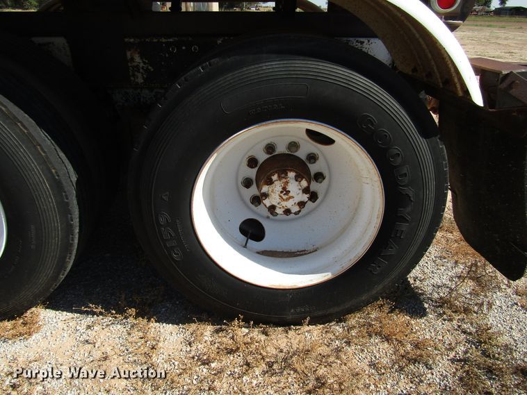 image for item DG1396 1980 Mack tank truck