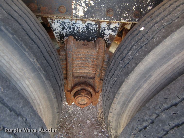 image for item DG1396 1980 Mack tank truck