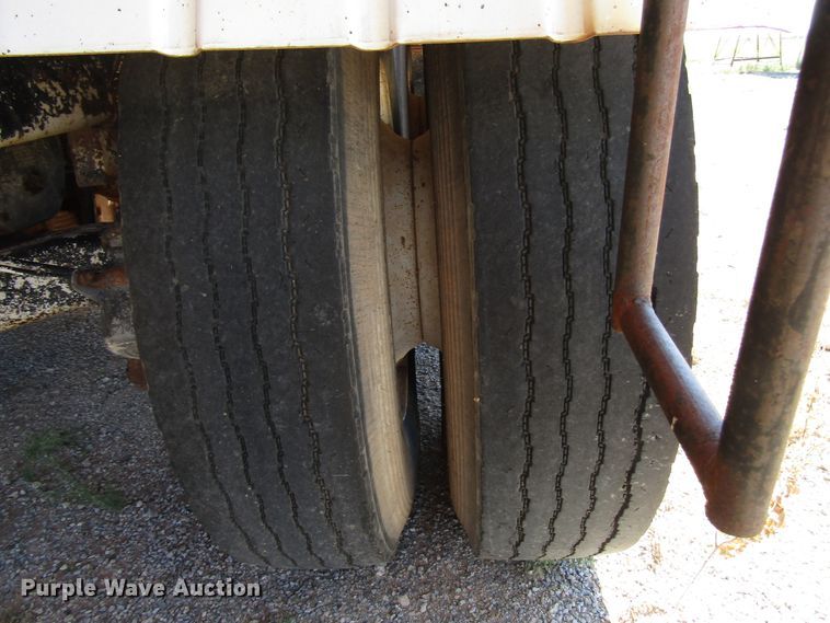 image for item DG1396 1980 Mack tank truck